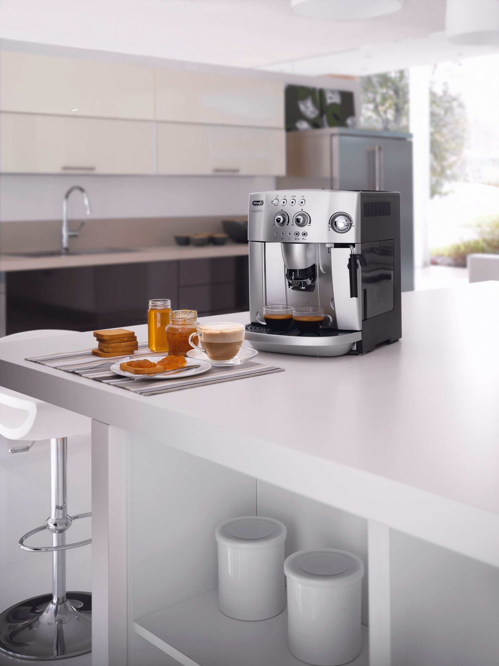 De'Longhi Kaffeevollautomat Magnifica ESAM 4008.S, Silber – Bild 13